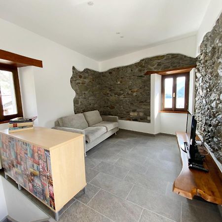 Independent Stone House With Lake View Villa Musso Exterior foto